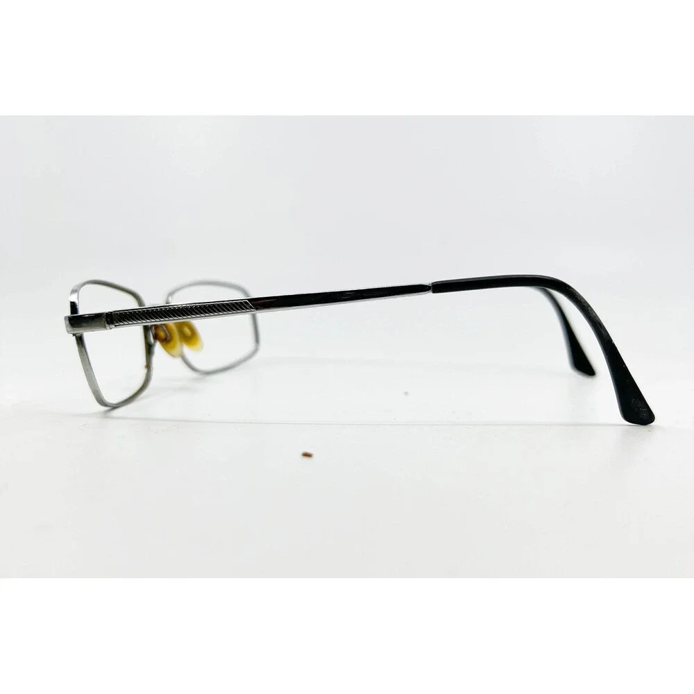 Luxottica does any